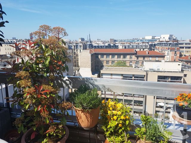  - PARIS - 