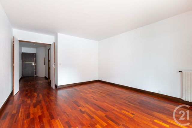 Appartement F2 à vendre - 2 pièces - 47.39 m2 - PARIS - 75011 - ILE-DE-FRANCE - Century 21 Chorus