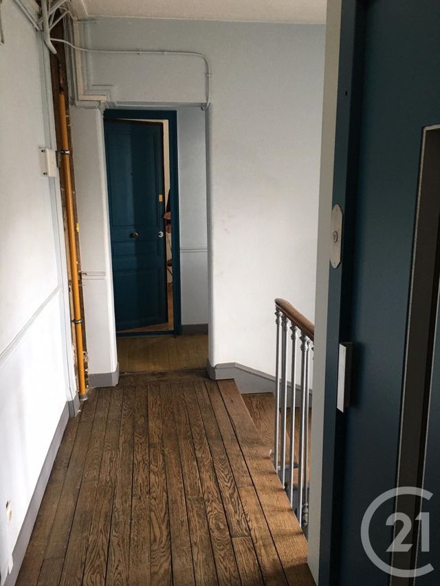 Afficher la photo en grand Chambre à vendre - 1 pièce - 8.5 m2 - PARIS - 75012 - ILE-DE-FRANCE - Century 21 Chorus
