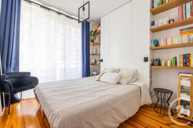 Appartement F3 à vendre - 3 pièces - 53.25 m2 - PARIS - 75011 - ILE-DE-FRANCE - Century 21 Chorus