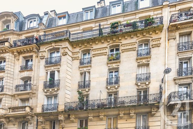  - PARIS - 
