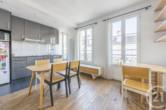  - PARIS - 