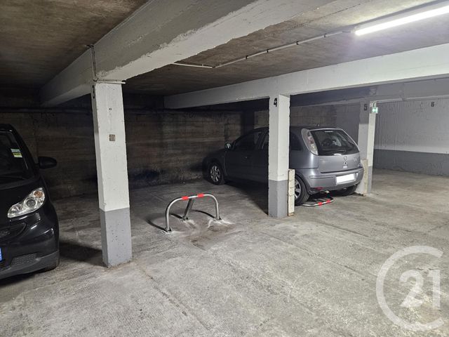 parking à vendre - 8.84 m2 - PARIS - 75011 - ILE-DE-FRANCE - Century 21 Chorus