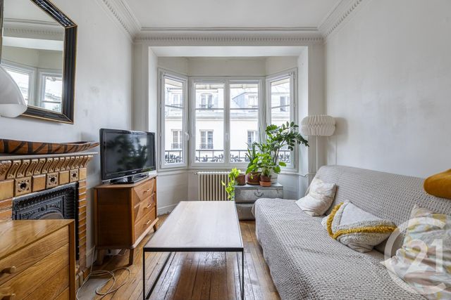  - PARIS - 