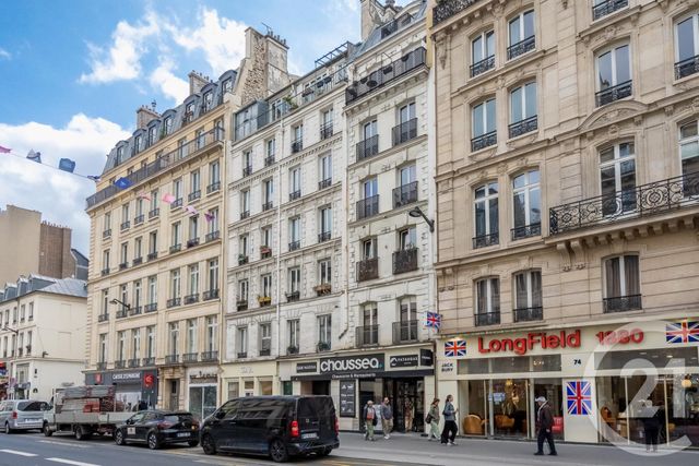  - PARIS - 