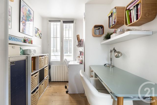 Appartement F3 à vendre - 3 pièces - 56.1 m2 - PARIS - 75011 - ILE-DE-FRANCE - Century 21 Chorus