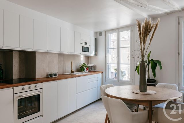Appartement F3 à vendre - 3 pièces - 56.1 m2 - PARIS - 75011 - ILE-DE-FRANCE - Century 21 Chorus