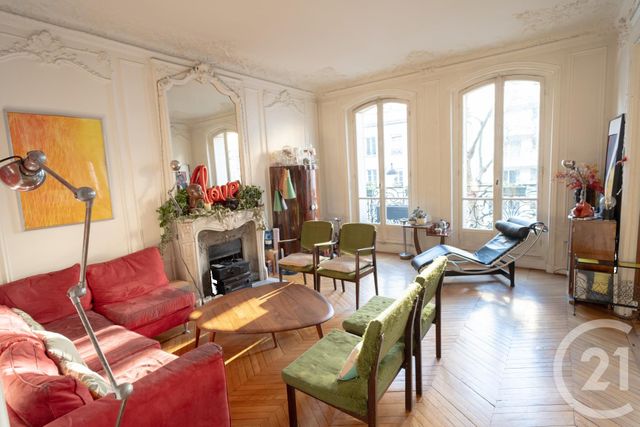  - PARIS - 