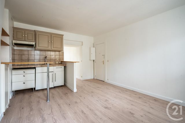 Appartement F2 à vendre - 2 pièces - 33.0 m2 - PARIS - 75011 - ILE-DE-FRANCE - Century 21 Chorus