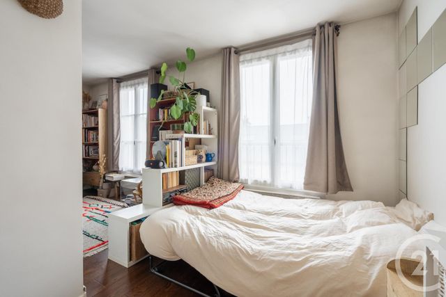 Appartement Studio à vendre - 1 pièce - 30.0 m2 - PARIS - 75011 - ILE-DE-FRANCE - Century 21 Chorus