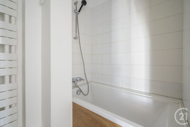 Appartement F4 à vendre - 5 pièces - 80.09 m2 - PARIS - 75012 - ILE-DE-FRANCE - Century 21 Chorus
