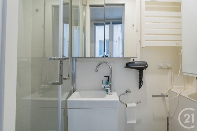 Appartement F2 à vendre - 2 pièces - 27.49 m2 - PARIS - 75012 - ILE-DE-FRANCE - Century 21 Chorus