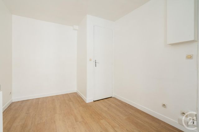 Appartement Studio à vendre - 1 pièce - 10.4 m2 - PARIS - 75012 - ILE-DE-FRANCE - Century 21 Chorus