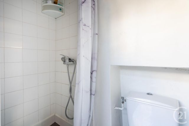 Appartement Studio à vendre - 1 pièce - 20.0 m2 - PARIS - 75011 - ILE-DE-FRANCE - Century 21 Chorus