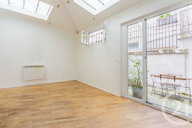 Appartement Local à vendre - 7 pièces - 120.0 m2 - PARIS - 75010 - ILE-DE-FRANCE - Century 21 Chorus