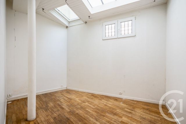 Appartement Local à vendre - 7 pièces - 120.0 m2 - PARIS - 75010 - ILE-DE-FRANCE - Century 21 Chorus