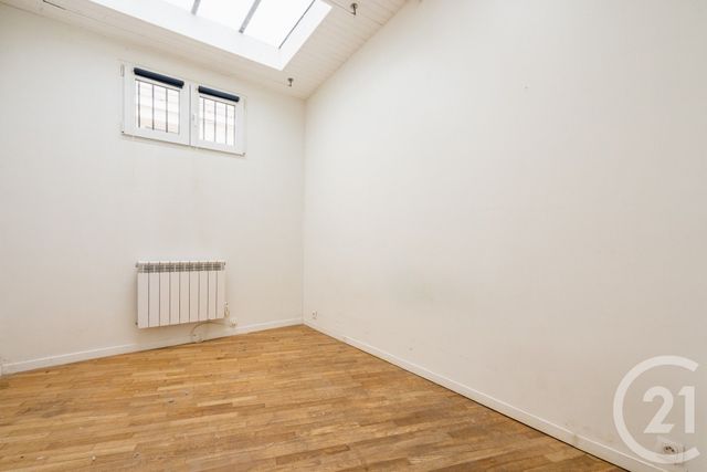 Appartement Local à vendre - 7 pièces - 120.0 m2 - PARIS - 75010 - ILE-DE-FRANCE - Century 21 Chorus