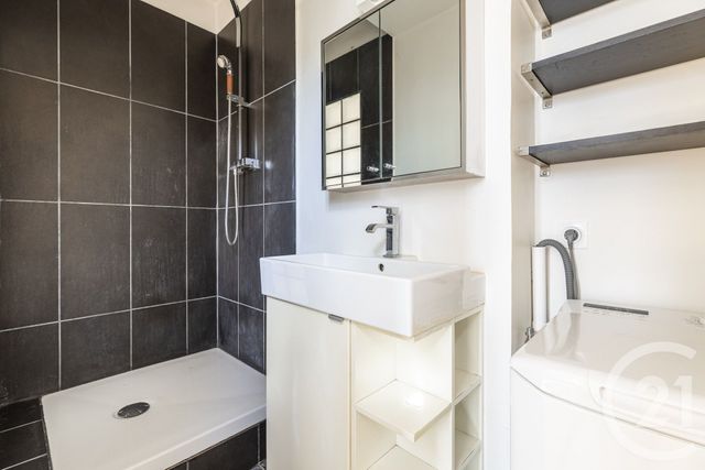 Appartement Studio à vendre - 1 pièce - 24.0 m2 - PARIS - 75012 - ILE-DE-FRANCE - Century 21 Chorus