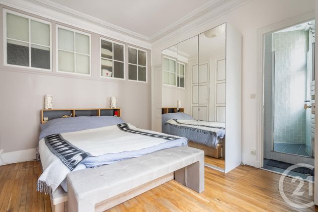 Appartement F5 à vendre - 5 pièces - 119.49 m2 - PARIS - 75011 - ILE-DE-FRANCE - Century 21 Chorus