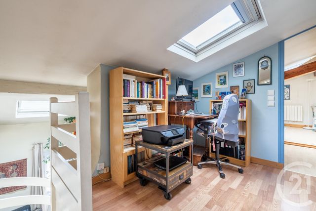 Appartement à vendre - 4 pièces - 73.48 m2 - PARIS - 75011 - ILE-DE-FRANCE - Century 21 Chorus