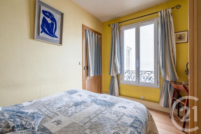 Appartement à vendre - 4 pièces - 73.48 m2 - PARIS - 75011 - ILE-DE-FRANCE - Century 21 Chorus