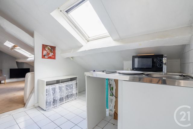 Appartement F1 à vendre - 1 pièce - 17.0 m2 - PARIS - 75011 - ILE-DE-FRANCE - Century 21 Chorus