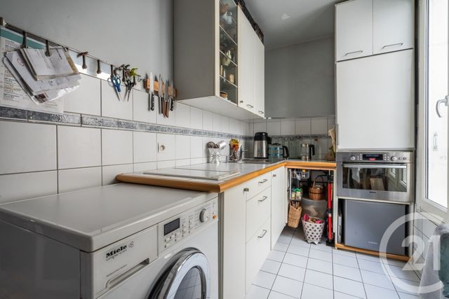 Appartement F4 à vendre - 4 pièces - 69.0 m2 - PARIS - 75020 - ILE-DE-FRANCE - Century 21 Chorus