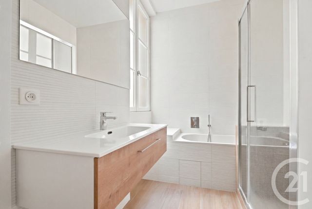 Appartement F4 à vendre - 3 pièces - 85.12 m2 - PARIS - 75003 - ILE-DE-FRANCE - Century 21 Chorus