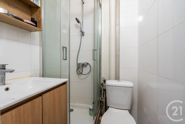 Appartement Studette à vendre - 1 pièce - 12.49 m2 - PARIS - 75011 - ILE-DE-FRANCE - Century 21 Chorus