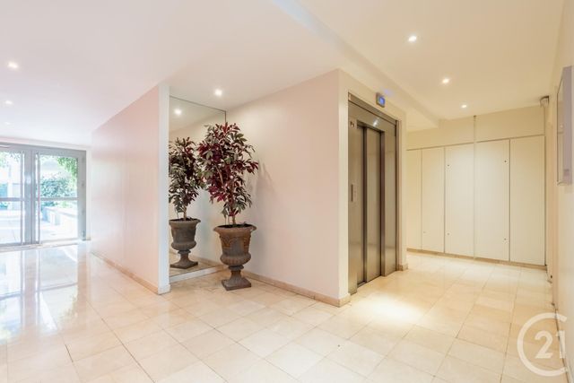 Appartement 3/4 pièces à vendre - 4 pièces - 97.01 m2 - PARIS - 75012 - ILE-DE-FRANCE - Century 21 Chorus