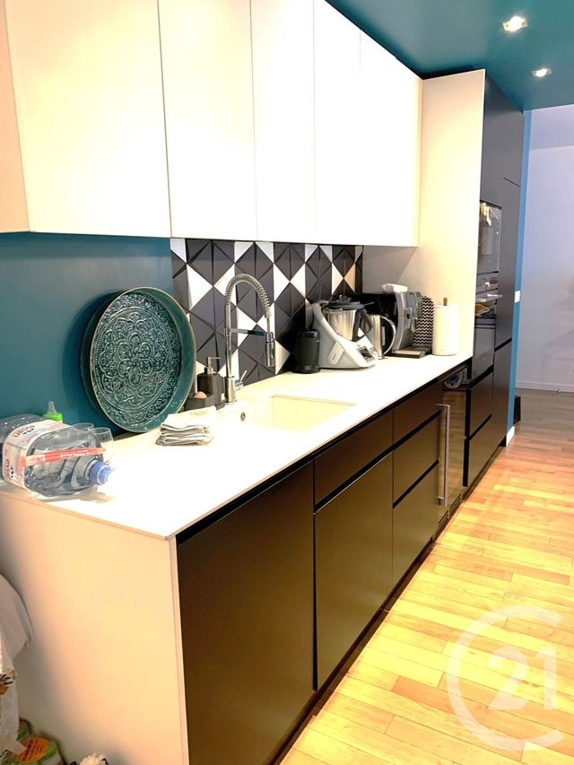 Appartement F3 à vendre - 3 pièces - 63.34 m2 - PARIS - 75010 - ILE-DE-FRANCE - Century 21 Chorus