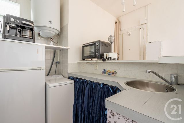 Appartement F2 à vendre - 2 pièces - 35.15 m2 - PARIS - 75011 - ILE-DE-FRANCE - Century 21 Chorus