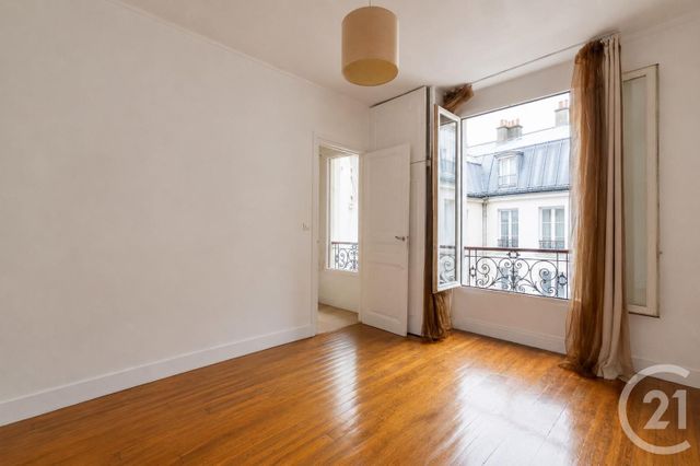 Appartement F2 à vendre - 2 pièces - 35.15 m2 - PARIS - 75011 - ILE-DE-FRANCE - Century 21 Chorus