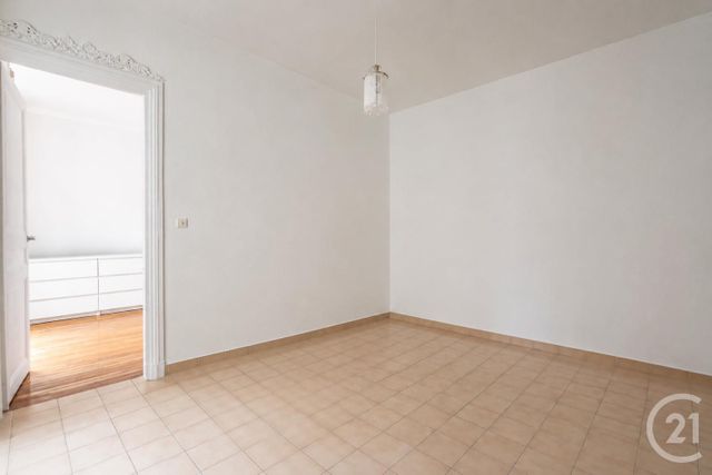 Appartement F2 à vendre - 2 pièces - 35.15 m2 - PARIS - 75011 - ILE-DE-FRANCE - Century 21 Chorus