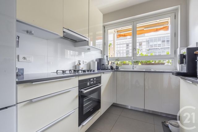 Appartement F4 à vendre - 4 pièces - 92.0 m2 - PARIS - 75012 - ILE-DE-FRANCE - Century 21 Chorus