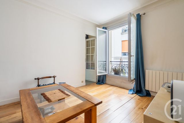 Appartement à vendre - 2 pièces - 36.96 m2 - PARIS - 75012 - ILE-DE-FRANCE - Century 21 Chorus