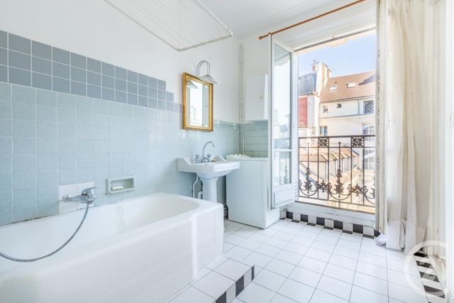 Appartement F3 à vendre - 3 pièces - 62.35 m2 - PARIS - 75003 - ILE-DE-FRANCE - Century 21 Chorus